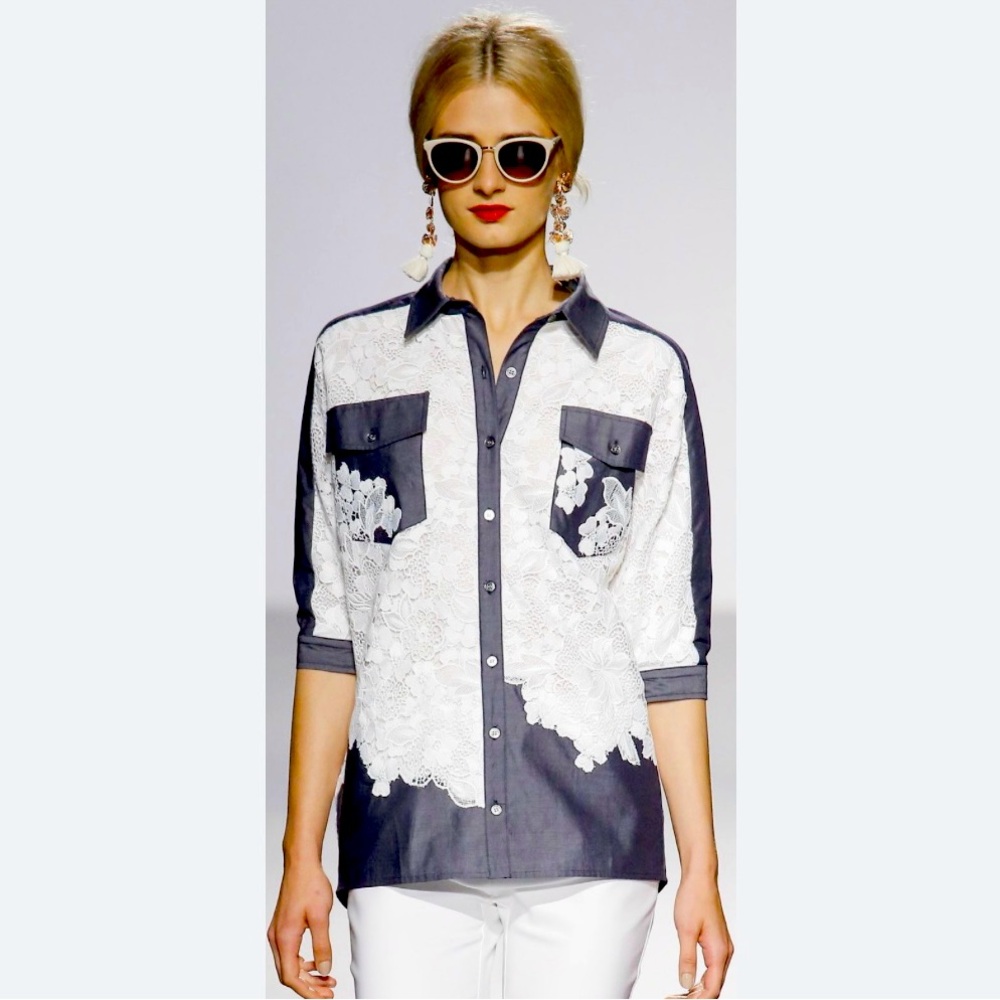 BADGLEY MISCHKA  Lace Chambray Button Down Top - Picture 2 of 14